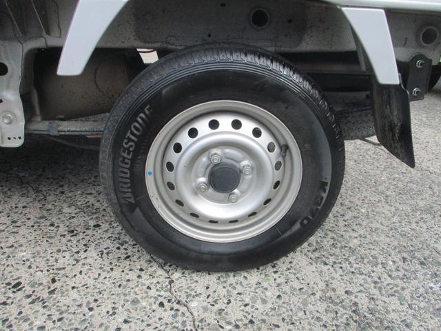 NT100クリッパートラック DX 4WD 車検9年6月まで オートマ エアコン パワーステアリング 走行38600km(27枚目)