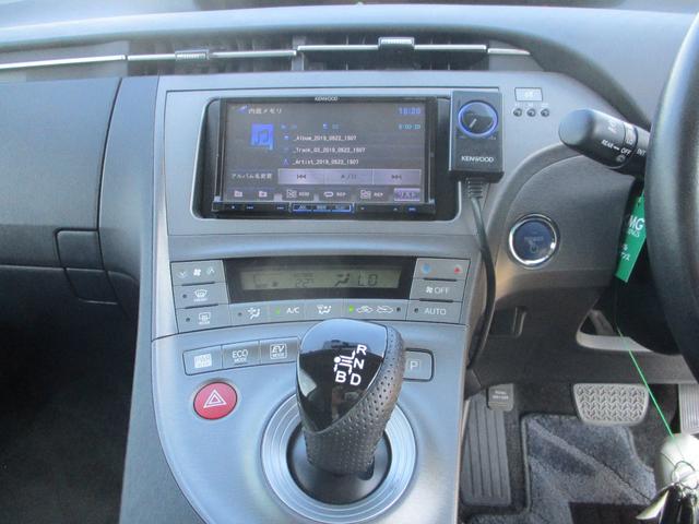 プリウス S 車検9年6月 ディスチャージ 社外ナビ・TV・Bカメラ TRDスポイラー 社外アルミホイール(9枚目)