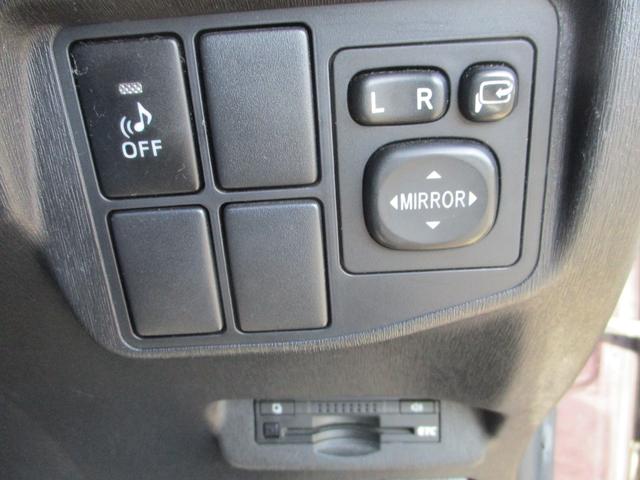 プリウス S 車検9年6月 ディスチャージ 社外ナビ・TV・Bカメラ TRDスポイラー 社外アルミホイール(13枚目)