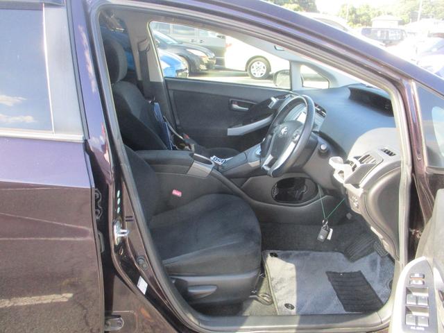 プリウス S 車検9年6月 ディスチャージ 社外ナビ・TV・Bカメラ TRDスポイラー 社外アルミホイール(25枚目)