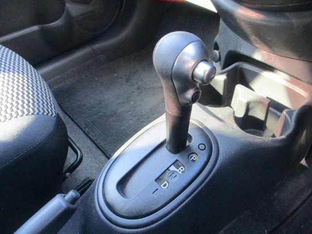 マーチ X Vセレクション 車検8年6月まで 純正ナビTV プッシュスタート アイドリングストップ(15枚目)