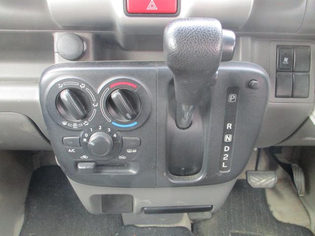 エブリイ ジョインターボ　４ＷＤ　ターボ　デュアルカメラレーダーブレーキサポート　衝突軽減ブレーキサポート　レーンキープ　社外ナビＴＶ・Ｂカメラ　安心安全ディーラー車検整備実施　整備記録簿発行（12枚目）