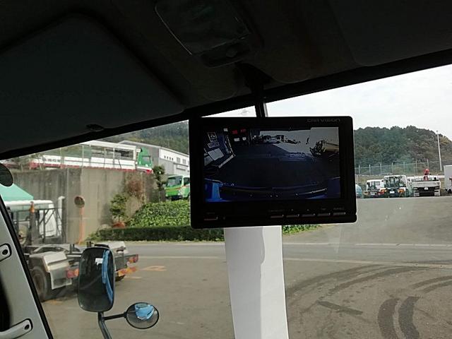 2.6tプレス式7.4m3パッカー車 新明和(20枚目)