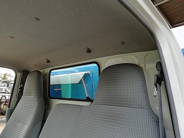トヨエース 　高圧洗浄車　吐出量６０Ｌ　吐出圧　２５０ｌｐａ　タンク容量／５００リットル　品名／水　付属ホースあり　タンク／鉄　サブＲＧ式　稼働時間５００ｈ表示　カーナビ付（25枚目）