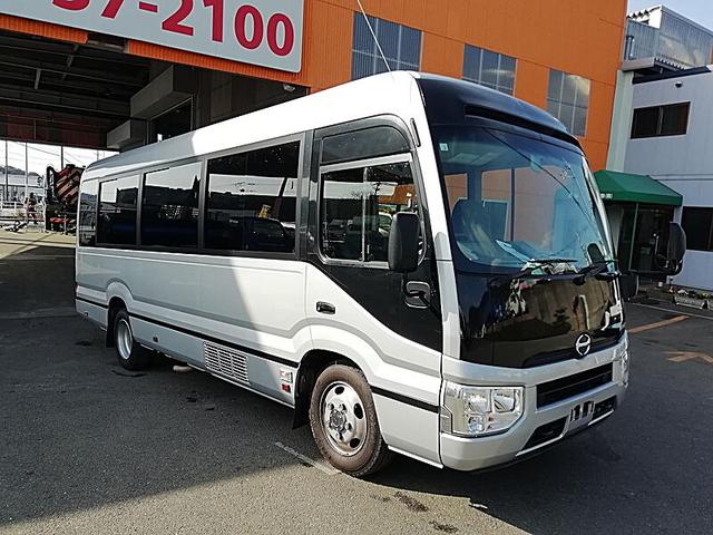 リエッセII 　コースター　２８人乗りマイクロバス　ＧＸ　ＡＴ車　観光仕様　内装仕様／観光　テレビ付　冷蔵庫付　クーラー方式／直　リクライニングシート　モケット　自動ドア　カーナビ付（4枚目）