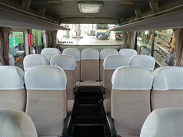 メルファ 　３５人乗りバス　送迎仕様　乗車定員／３５名　８列シート　トランクあり　内装仕様／標準　クーラー方式／サブエンジン式　リクライニングあり　モケットあり　自動ドア（22枚目）