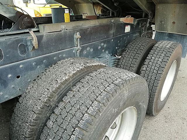 スーパーグレート  8.9t ダンプ ボディ架装/完成車 電動シートあり 荷台材質仕様/デッキ6.0mm サイド4.5mm テール4.5mm 鳥居4.5mm(8枚目)