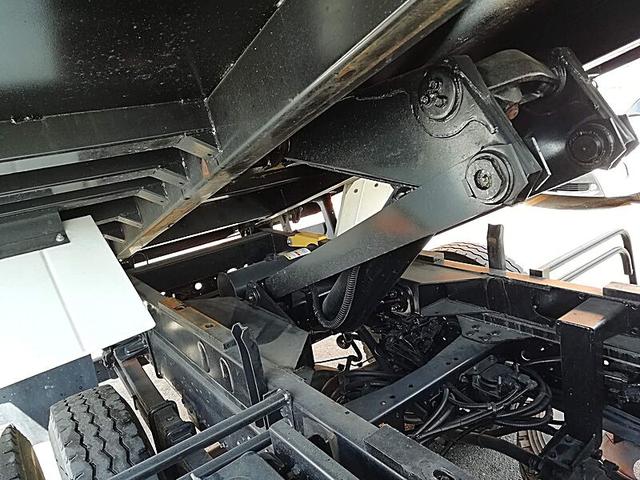 ファイター 3.15t ダンプ ボディ架装/完成車 手動シートあり ボディ高/低床 荷台材質仕様/デッキ4.5mm サイド3.2mm テール3.2mm 鳥居3.2mm SS材(13枚目)