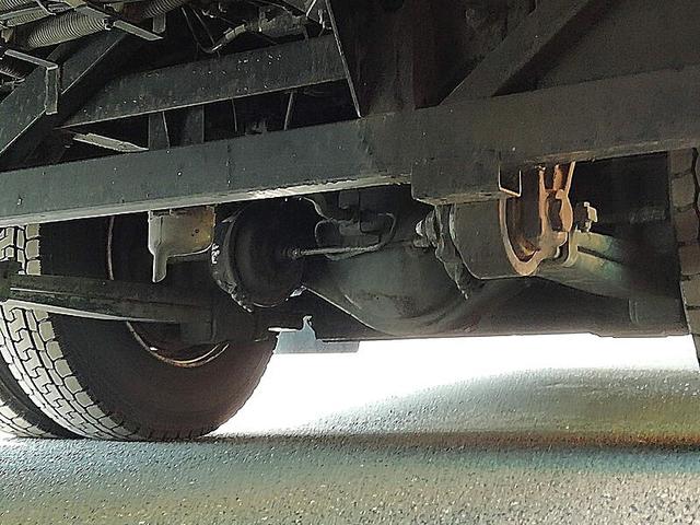 メルファ 45人乗り 送迎仕様 乗車定員/45名 9列シート 内装仕様/標準 クーラー方式/サブエンジン式 モケットあり 自動ドア(10枚目)