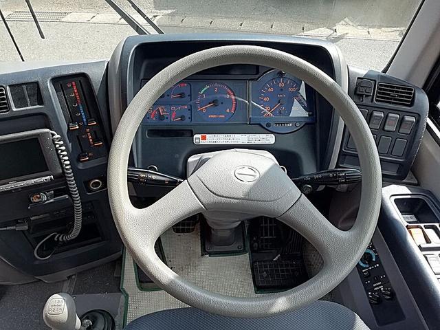 メルファ 45人乗り 送迎仕様 乗車定員/45名 9列シート 内装仕様/標準 クーラー方式/サブエンジン式 モケットあり 自動ドア(28枚目)