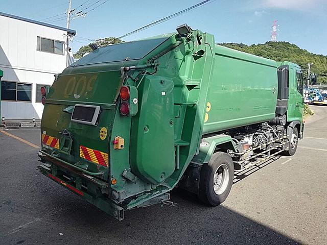 ヒノレンジャー 4.75t 増トン車 巻込式 8.4立米 パッカー車 内容量/8.4m3 作動方式/回転 軽量装置あり 連続スイッチあり 荷箱前物入れあり 中型限定解除で乗れます(5枚目)