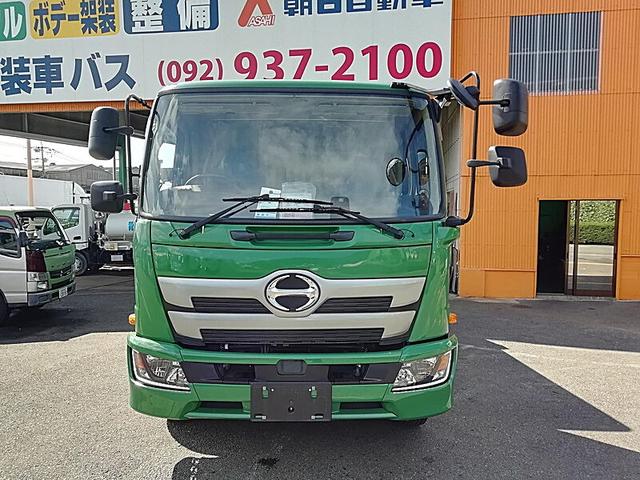 ヒノレンジャー 4.75t 増トン車 巻込式 8.4立米 パッカー車 内容量/8.4m3 作動方式/回転 軽量装置あり 連続スイッチあり 荷箱前物入れあり 中型限定解除で乗れます(6枚目)
