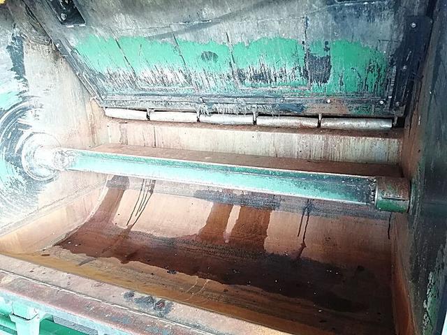 ヒノレンジャー 4.75t 増トン車 巻込式 8.4立米 パッカー車 内容量/8.4m3 作動方式/回転 軽量装置あり 連続スイッチあり 荷箱前物入れあり 中型限定解除で乗れます(18枚目)