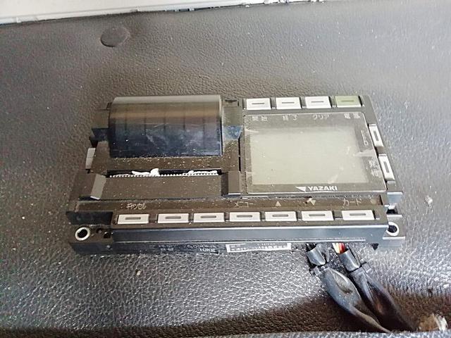 ヒノレンジャー 4.75t 増トン車 巻込式 8.4立米 パッカー車 内容量/8.4m3 作動方式/回転 軽量装置あり 連続スイッチあり 荷箱前物入れあり 中型限定解除で乗れます(38枚目)