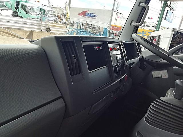 エルフトラック 4t 前後散水車 PTO式 内容量/4000リットル 品名/水 部屋/1室 吸引方式/PTO式(28枚目)