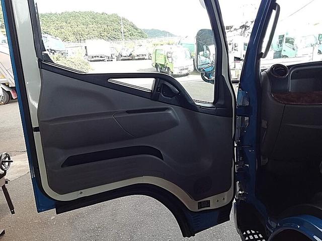 キャンター 1800リットル バキューム車 内容量/1800リットル 品名/糞尿 コードリール付 付属ホースあり 部屋/1室 吸引方式/PTO式(20枚目)