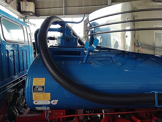 キャンター 1800リットル バキューム車 内容量/1800リットル 品名/糞尿 コードリール付 付属ホースあり 部屋/1室 吸引方式/PTO式(22枚目)