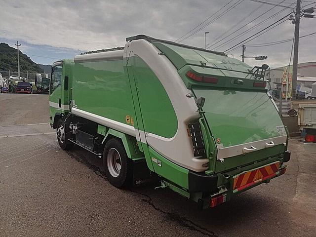 エルフトラック 3t プレス式 6.0立米 パッカー車 GPX 内容量/6.0m3 作動方式/プレス 連続スイッチあり 荷箱前物入れあり 工具箱/1個(9枚目)
