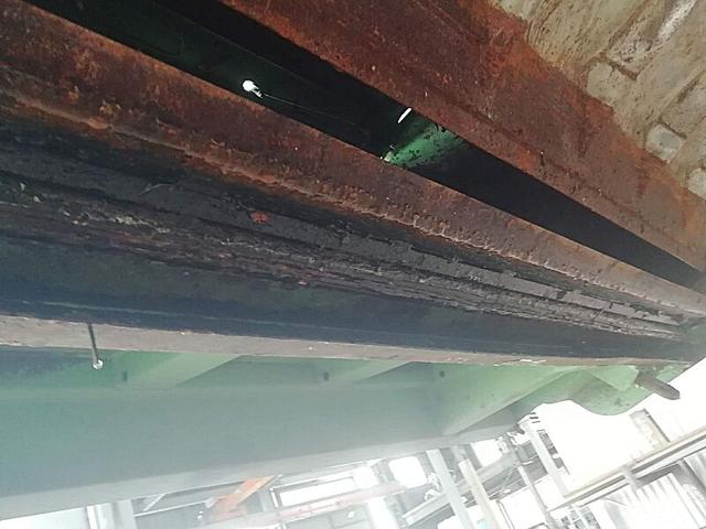 エルフトラック 3t プレス式 6.0立米 パッカー車 GPX 内容量/6.0m3 作動方式/プレス 連続スイッチあり 荷箱前物入れあり 工具箱/1個(22枚目)