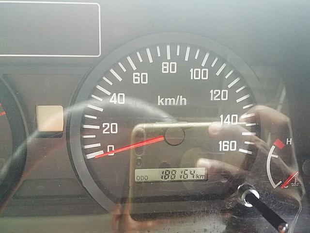 エルフトラック 3t プレス式 6.0立米 パッカー車 GPX 内容量/6.0m3 作動方式/プレス 連続スイッチあり 荷箱前物入れあり 工具箱/1個(39枚目)