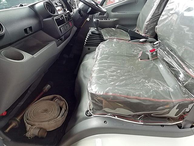 デュトロ  3t 前後散水車 PTO式 内容量/3000リットル 品名/水 付属ホースあり 部屋/1室 工具箱/1個 吸引方式/PTO式 準中型免許可能(25枚目)