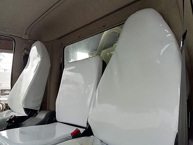 ファイター 　増々トン　６３００リットル　バキューム車　内容量／６３００リットル　品名／糞尿　コードリール付　付属ホースあり　部屋／１室　工具箱／１個　吸引方式／ＰＴＯ式（33枚目）