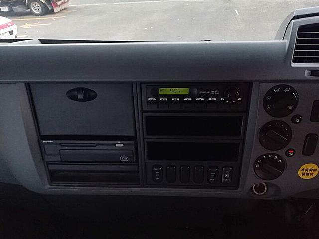 ファイター 　増々トン　６３００リットル　バキューム車　内容量／６３００リットル　品名／糞尿　コードリール付　付属ホースあり　部屋／１室　工具箱／１個　吸引方式／ＰＴＯ式（37枚目）