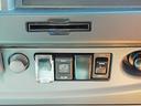 　２．４ｔ　ワイド冷蔵冷凍車　サイドドア　格納ゲート　冷凍機－１０°Ｃ　スタンバイ付　スタンバイコードあり　外仕様／カラーアルミ　バン厚み／サイド７５ｍｍリア１００ｍｍ　ラッシングベルト付　アドブルー付（46枚目）