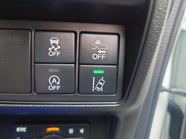 オデッセイ アブソルート・EXアドバンス 後席モニター ETC 全周囲カメラ ナビ TV オートクルーズコントロール レーンアシスト パークアシスト 衝突被害軽減システム 両側電動スライドドア LEDヘッドランプ スマートキー(8枚目)