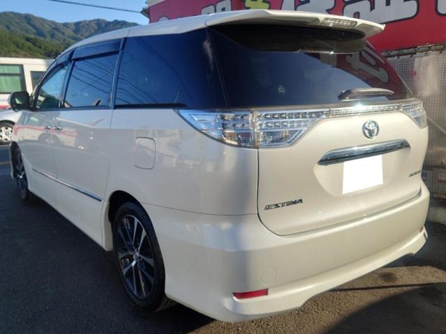 エスティマ アエラス　プレミアムエディション　後席モニター　ブルーレイ再生　ＥＴＣ　バックカメラ　ナビ　ＴＶ　オートクルーズコントロール　両側電動スライドドア　オートライト　ＨＩＤ　スマートキー　ウォークスルー　パワーシート　オットマン（15枚目）