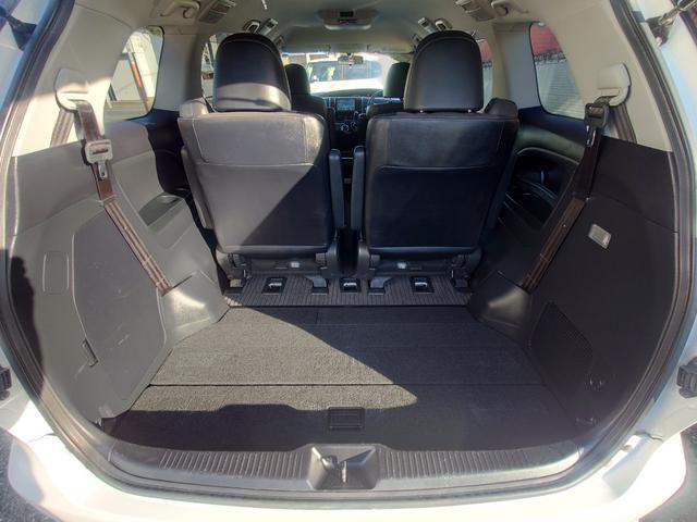 エスティマ アエラス　プレミアムエディション　後席モニター　ブルーレイ再生　ＥＴＣ　バックカメラ　ナビ　ＴＶ　オートクルーズコントロール　両側電動スライドドア　オートライト　ＨＩＤ　スマートキー　ウォークスルー　パワーシート　オットマン（19枚目）