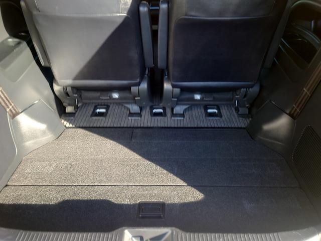 エスティマ アエラス　プレミアムエディション　後席モニター　ブルーレイ再生　ＥＴＣ　バックカメラ　ナビ　ＴＶ　オートクルーズコントロール　両側電動スライドドア　オートライト　ＨＩＤ　スマートキー　ウォークスルー　パワーシート　オットマン（21枚目）