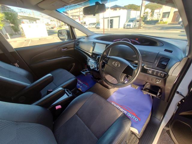 エスティマ アエラス　プレミアムエディション　後席モニター　ブルーレイ再生　ＥＴＣ　バックカメラ　ナビ　ＴＶ　オートクルーズコントロール　両側電動スライドドア　オートライト　ＨＩＤ　スマートキー　ウォークスルー　パワーシート　オットマン（35枚目）