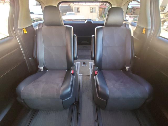 エスティマ アエラス　プレミアムエディション　後席モニター　ブルーレイ再生　ＥＴＣ　バックカメラ　ナビ　ＴＶ　オートクルーズコントロール　両側電動スライドドア　オートライト　ＨＩＤ　スマートキー　ウォークスルー　パワーシート　オットマン（48枚目）