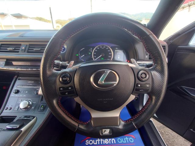 ＣＴ ＣＴ２００ｈ　Ｆスポーツ　サンルーフ　ＴＲＤフルエアロ＆マフラー　前後ドライブレコーダー　ＥＴＣ　バックカメラ　ナビ　ＴＶ　クリアランスソナー　オートクルーズコントロール　ＬＥＤヘッドランプ　パワーシート　スマートキー（3枚目）