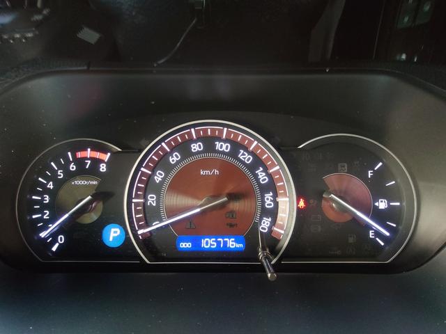 エスクァイア Ｇｉ　プレミアムパッケージ　ＥＴＣ　バックカメラ　１０インチナビ　ＴＶ　後席モニター　クルーズコントロール　レーンアシスト　衝突被害軽減システム　両側電動スライドドア　オートマチックハイビーム　ＬＥＤヘッドランプ　スマートキー（4枚目）