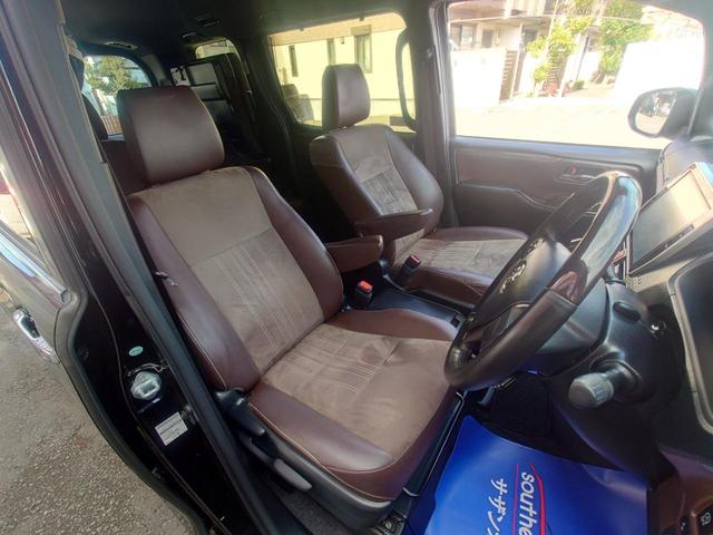 エスクァイア Ｇｉ　プレミアムパッケージ　ＥＴＣ　バックカメラ　１０インチナビ　ＴＶ　後席モニター　クルーズコントロール　レーンアシスト　衝突被害軽減システム　両側電動スライドドア　オートマチックハイビーム　ＬＥＤヘッドランプ　スマートキー（42枚目）