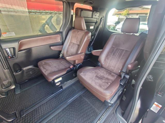 エスクァイア Ｇｉ　プレミアムパッケージ　ＥＴＣ　バックカメラ　１０インチナビ　ＴＶ　後席モニター　クルーズコントロール　レーンアシスト　衝突被害軽減システム　両側電動スライドドア　オートマチックハイビーム　ＬＥＤヘッドランプ　スマートキー（46枚目）