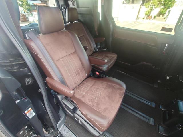 エスクァイア Ｇｉ　プレミアムパッケージ　ＥＴＣ　バックカメラ　１０インチナビ　ＴＶ　後席モニター　クルーズコントロール　レーンアシスト　衝突被害軽減システム　両側電動スライドドア　オートマチックハイビーム　ＬＥＤヘッドランプ　スマートキー（49枚目）