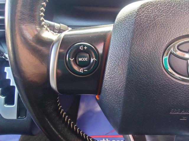 �n���h�������𗣂����I�[�f�B�I���삪�o���܂��B