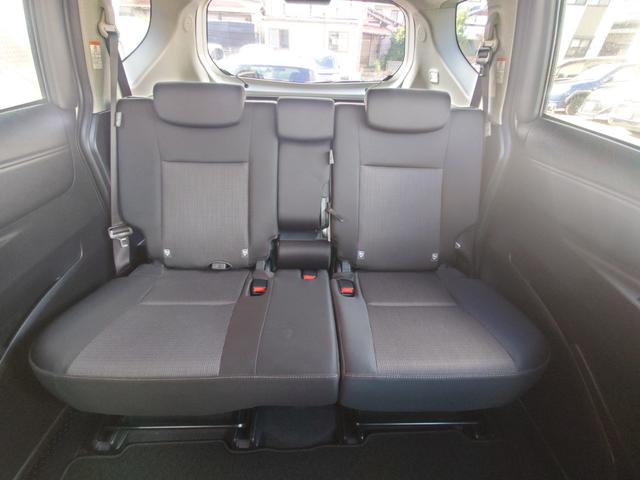 シエンタ ハイブリッド ファンベースG ドライブレコーダー シートヒーター ETC 全周囲カメラ ナビ TV クリアランスソナー クルーズコントロール レーンアシスト 衝突被害軽減システム 両側電動スライドドア オートマチックハイビーム(25枚目)