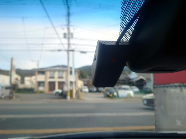 �������̎��̂̍ۂ̋L�^�₠����^�]�E���s�W�Q�̗}�~�͂ɂ��𗧂J�����𑕔����Ă܂��B