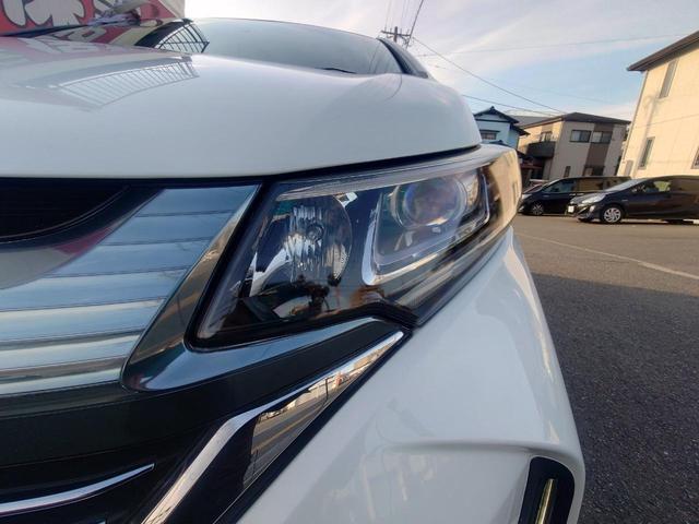 �����̑��݂�Ό��Ԃ���s�҂֒m�点����A�Â������Ƃ炵����ȂǁA��̉^�]�ŕK���d�v�ƂȂ�k�d�c���C�g�ł��B�����邢�Ђ���ŁA����Ȃ���S�����B