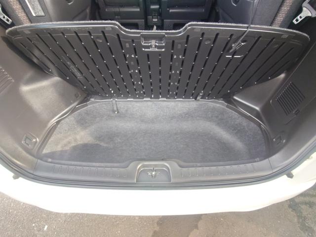 �����Q�b�W�}�b�g�̉��ɂ��傫�Ȏ��[�X�y�[�X������܂��I