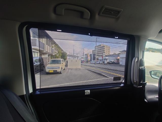 ��Ȃɂ́A���[���T���V�F�C�h�𑕔��B�������������Ղ�܂��B���[���ȒP�ł��B