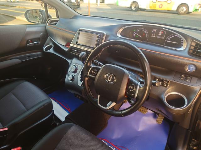 シエンタ ハイブリッド　ファンベースＧ　ドライブレコーダー　全周囲カメラ　ナビ　ＴＶ　オートクルーズコントロール　レーンアシスト　衝突被害軽減システム　両側電動スライドドア　オートマチックハイビーム　オートライト　スマートキー（25枚目）