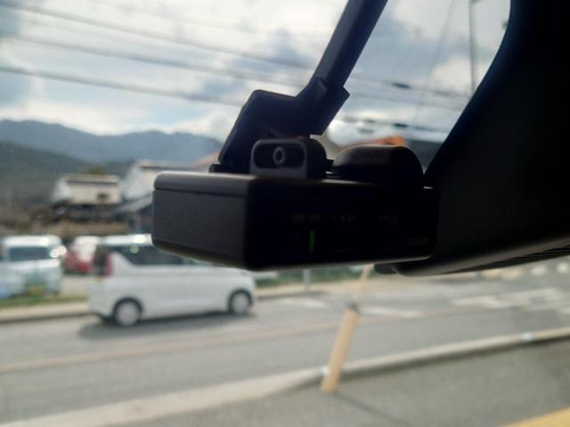 ルークス Ｘ　ドライブレコーダー　ＥＴＣ　全周囲カメラ　両側スライド・片側電動　ナビ　ＴＶ　クリアランスソナー　衝突被害軽減システム　オートライト　スマートキー　アイドリングストップ　電動格納ミラー　ベンチシート（8枚目）