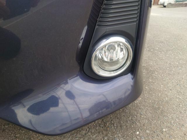 ���E���������ɕ⏕���Ƃ��Ď��E���m�ۂł���t�H�O�����v�ł��B