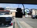 もしもの事故の際の記録やあおり運転・走行妨害の抑止力にも役立つ前後カメラを装備してます。