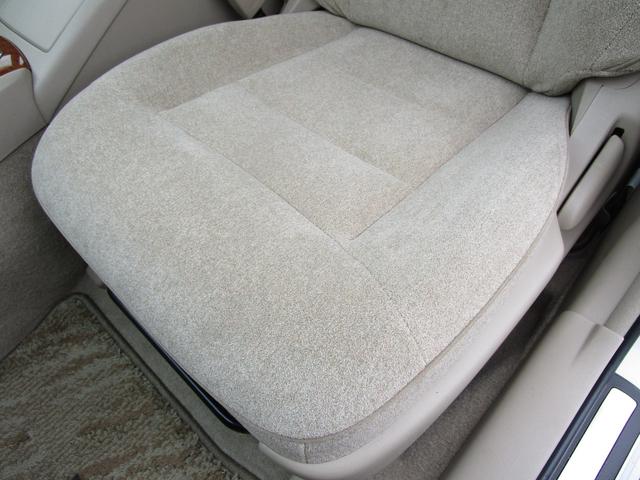 グランデ リミテッドナビパッケージ 後期 DVDナビ CD バックカメラ キーレス 運転席パワーシート HID フォグ オートライト リアシェード 電動格納ミラー オートエアコン 取説 16AW(55枚目)
